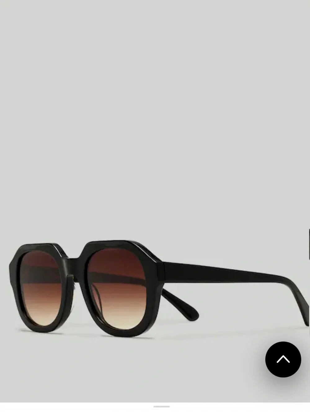 Madewell Rakelle Black Frame with Brown Gradient Lenses Round Sunglasses
